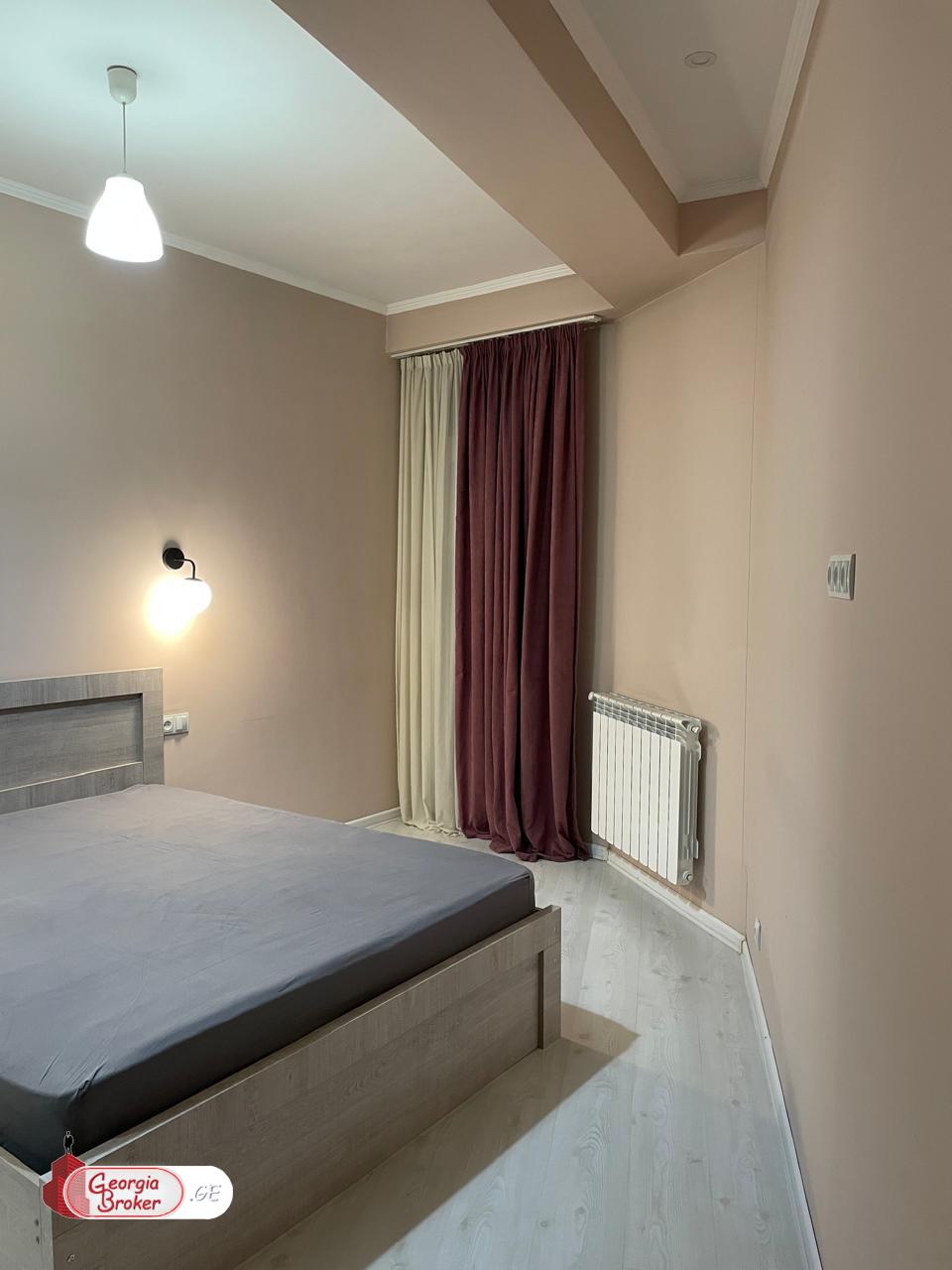 იყიდება ახალი გარემონტებული 2 ოთახიანი ბინა